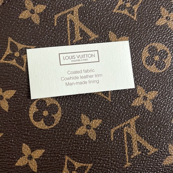 COPY - Authentic Louis Vuitton Monogram Neverfull GM Red Interior Wristlet Clut… - Picture 8 of 12